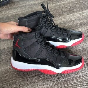 Jordan 11 Retro Bred - High Top